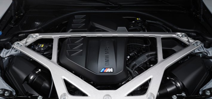 El nuevo BMW M4 CSL: la reedición de una leyenda.