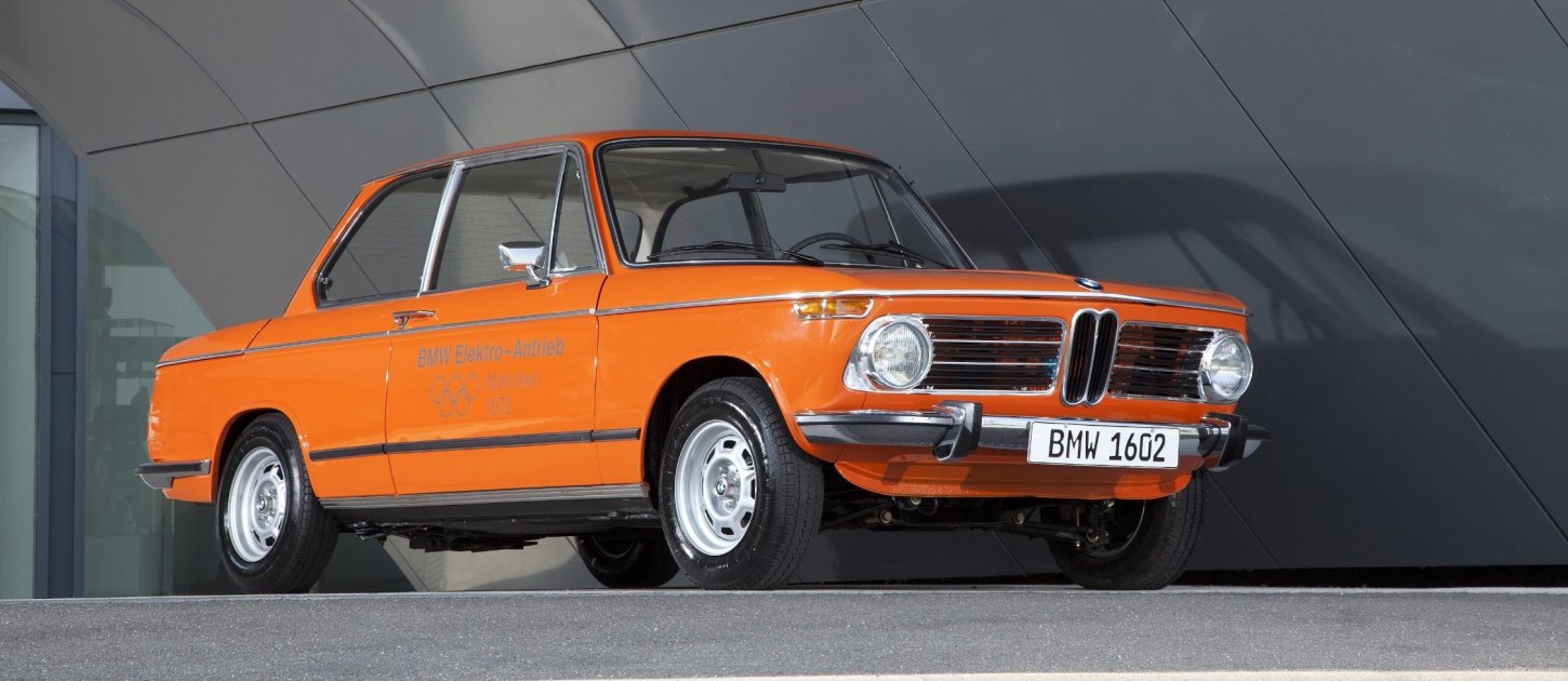 El primer vehículo electrificado de BMW cumple 50 años