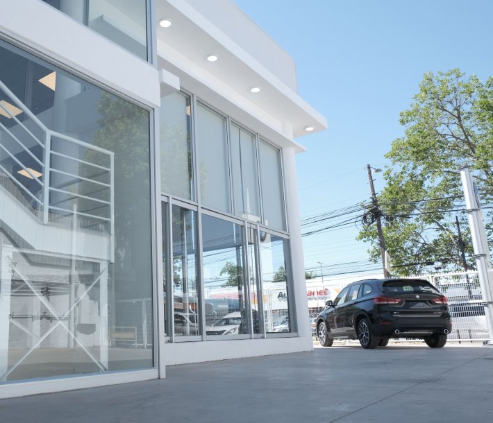 Nueva sucursal BMW Talca.