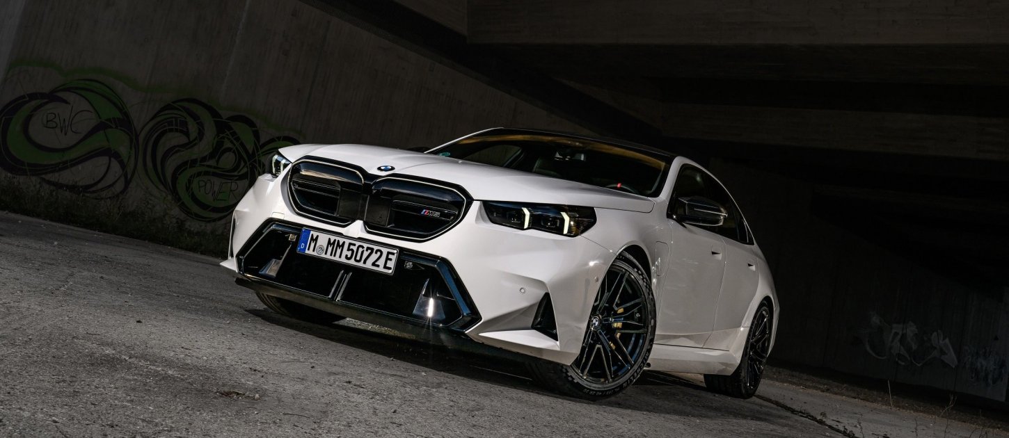 BMW M5: El Deportivo Híbrido Enchufable que Revoluciona