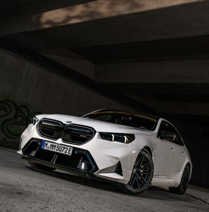 BMW M5: El Deportivo Híbrido Enchufable que Revoluciona