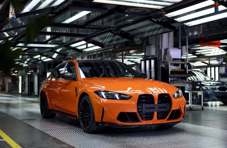 BMW M celebra la producción de su vehículo número un millón. El vehículo que marca este importante hito es un BMW M3 con pintura especial BMW Individual Fire Orange III, producido en la BMW Group Planta Múnich. Como parte de una ceremonia oficial, Peter Weber, Director de la Planta de BMW Group en Múnich, entregó el vehículo a Franciscus van Meel, CEO de BMW M GmbH.