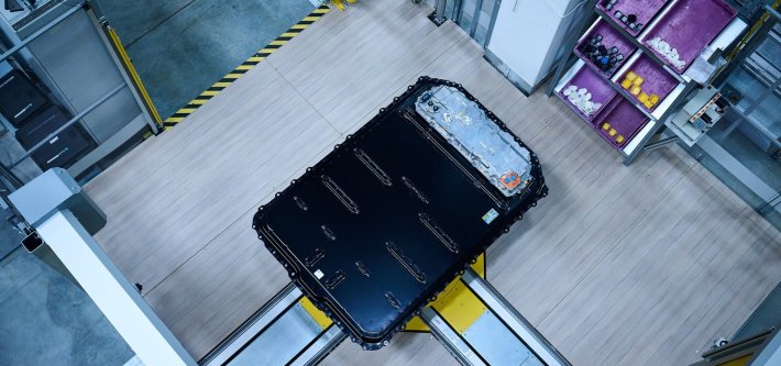 Reconocida como una “Tecnología Innovadora Global” en el WNEVC 2026, la batería Gen6 de BMW Group destaca en sostenibilidad y eficiencia. Un componente crucial de la Neue Klasse que se fabricará en la Planta de San Luis Potosí en México.
